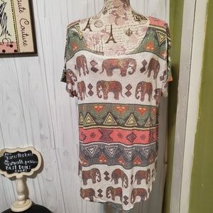 Rue Juju Indie Aztec Elephant Accent Top

3x